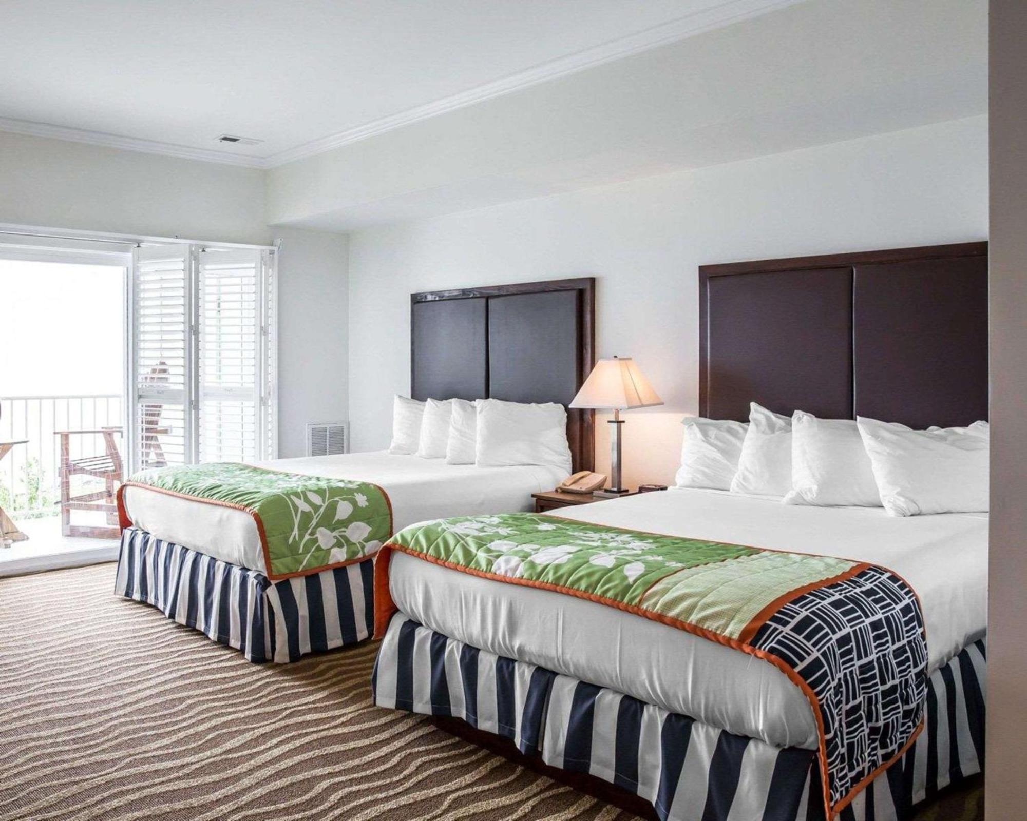 Island Inn & Suites, Ascend Hotel Collection Piney Point エクステリア 写真