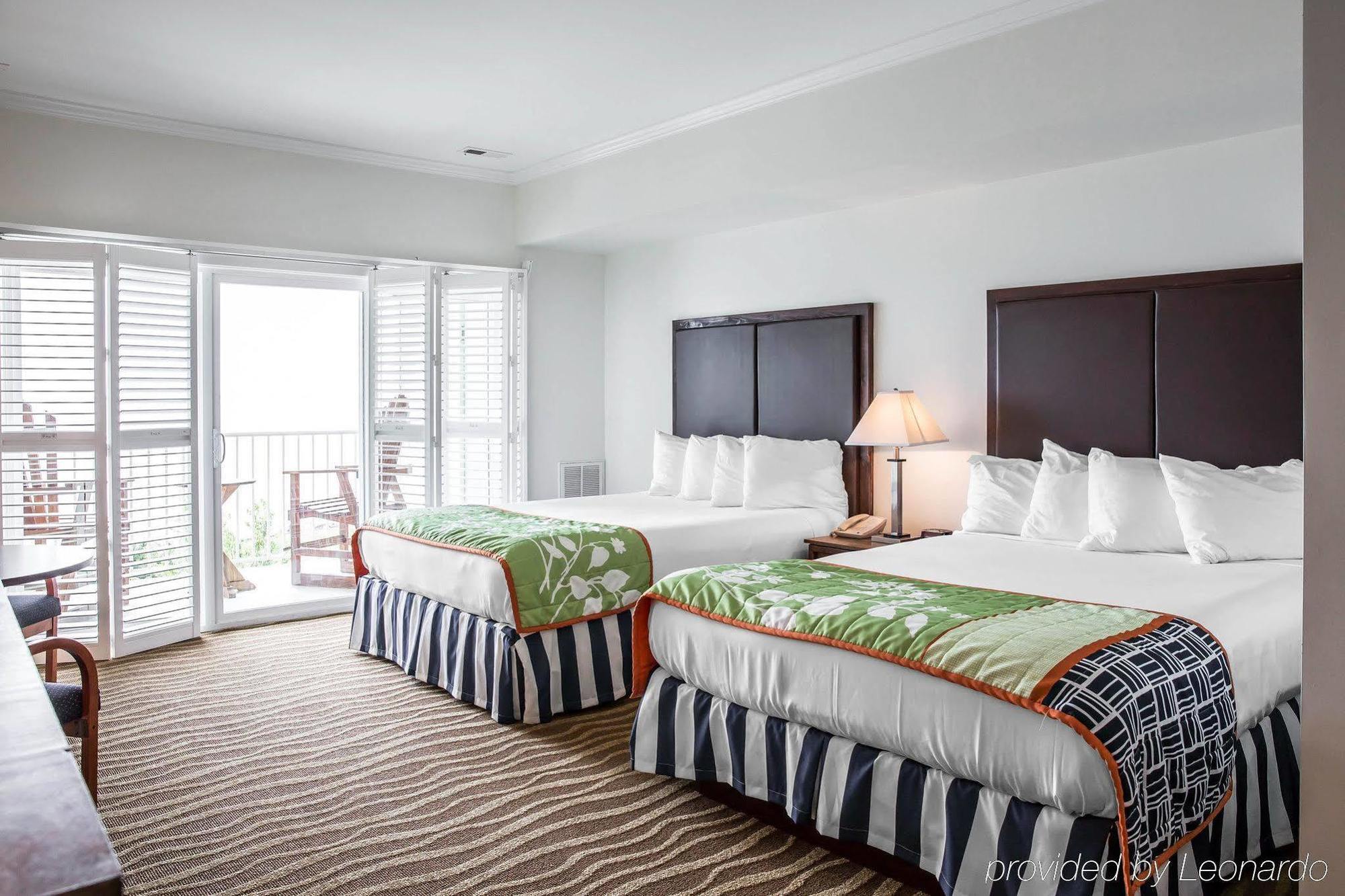 Island Inn & Suites, Ascend Hotel Collection Piney Point エクステリア 写真